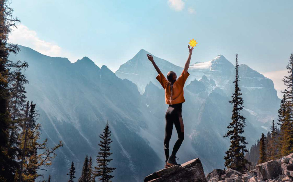 LHH_Women_Mountains_2